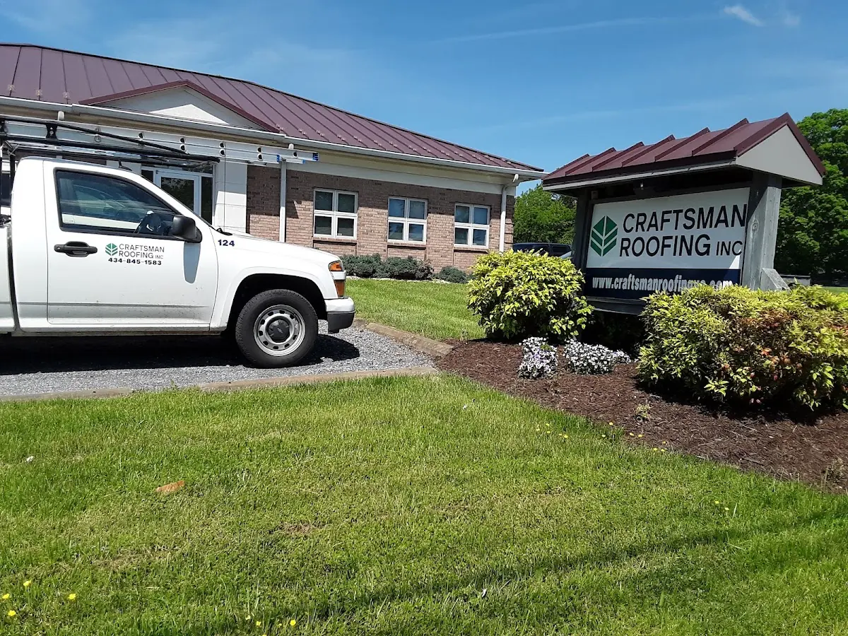 Quality Ice Dam Removal by experienced craftsmen in Sanford